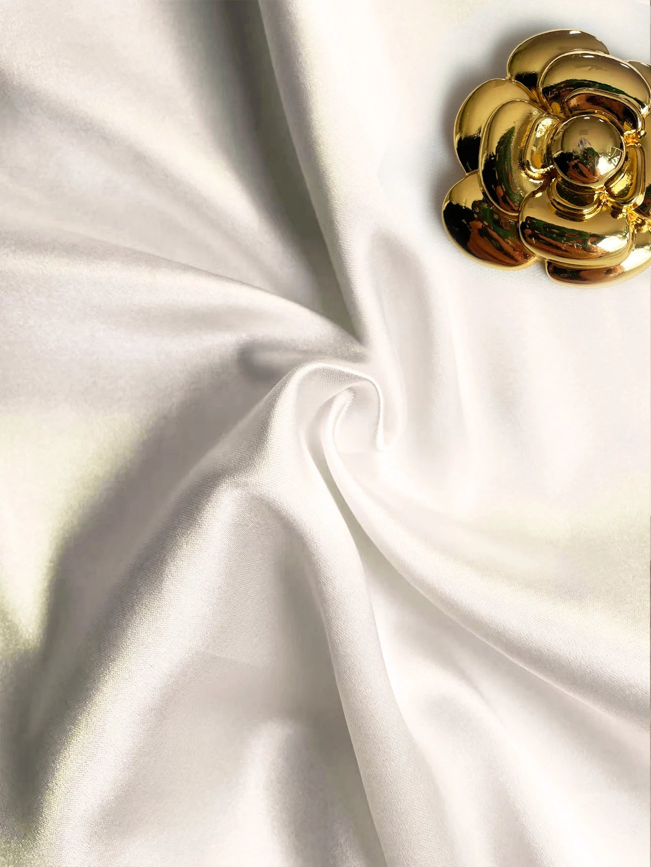 Chic Luxury White Satin Shirt Gold Flower Brooch Detail Drawstring Side Ruched Casual Summer Blouse