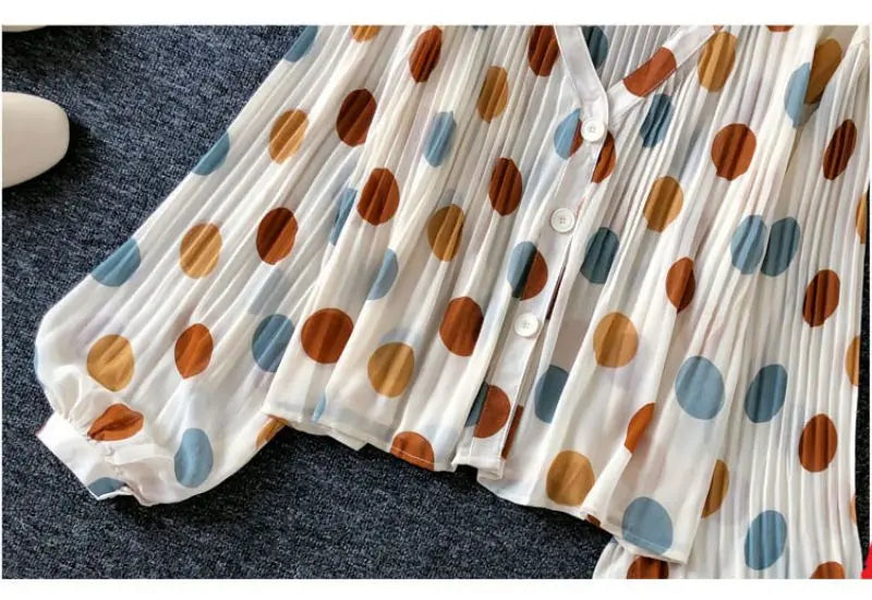 Polka Dot Casual V-Neck Chiffon Single Breasted Lantern Sleeve Folds Women's Blouse Shirt Female Clothing Tops 2024 Fashion