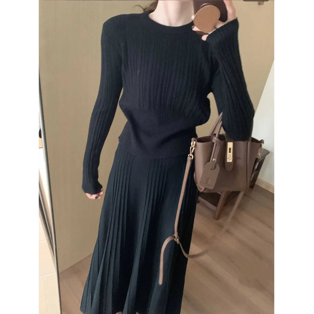 Korean Style High Waist Knitted round Neck Striped Top And Skirt Two Piece Set Women's Fashion Autumn Winter Collection