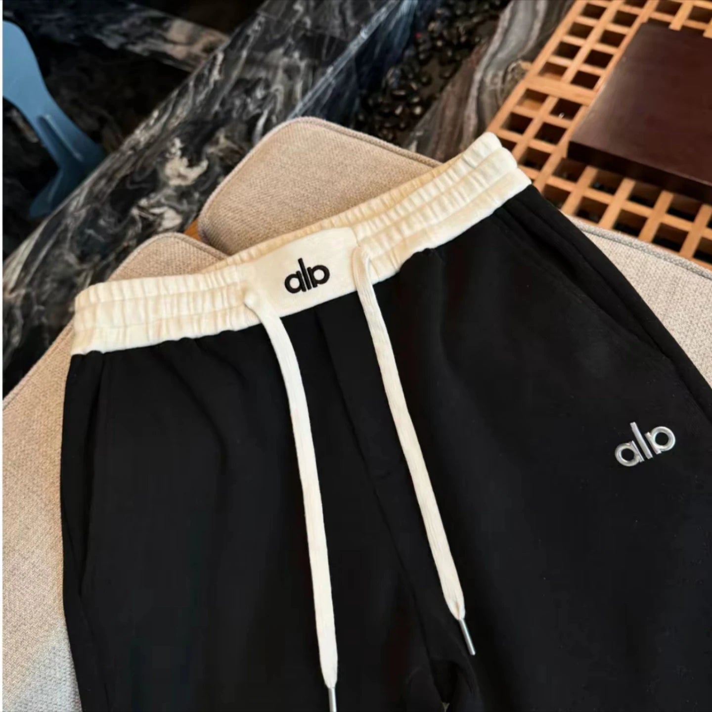 Faionable Casual Straight Leg Pants Men's Versatile Design Heavyweight Sport Sweatpants Autumn New Arrival Polyester Fiber