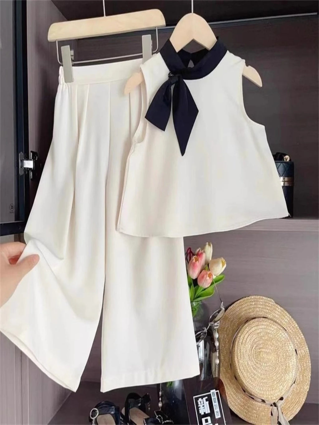 Girls Summer Chic Set – White Sleeveless Top with Bow & Wide Leg Pants, Elegant Kids Fashion Outfit for Ages 3-8