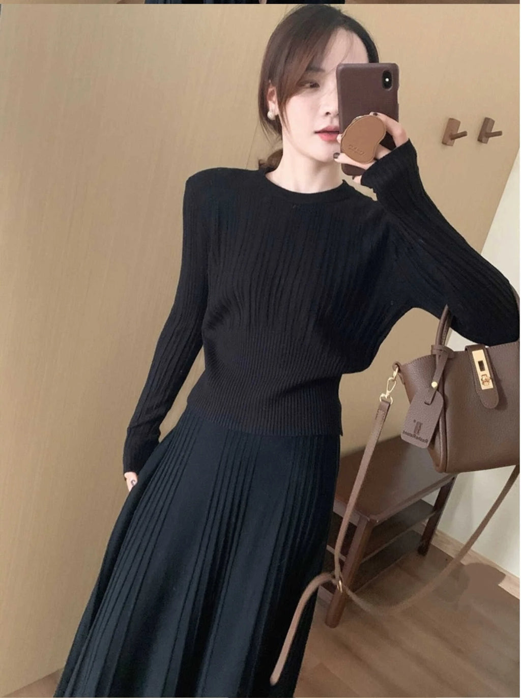 Korean Style High Waist Knitted round Neck Striped Top And Skirt Two Piece Set Women's Fashion Autumn Winter Collection