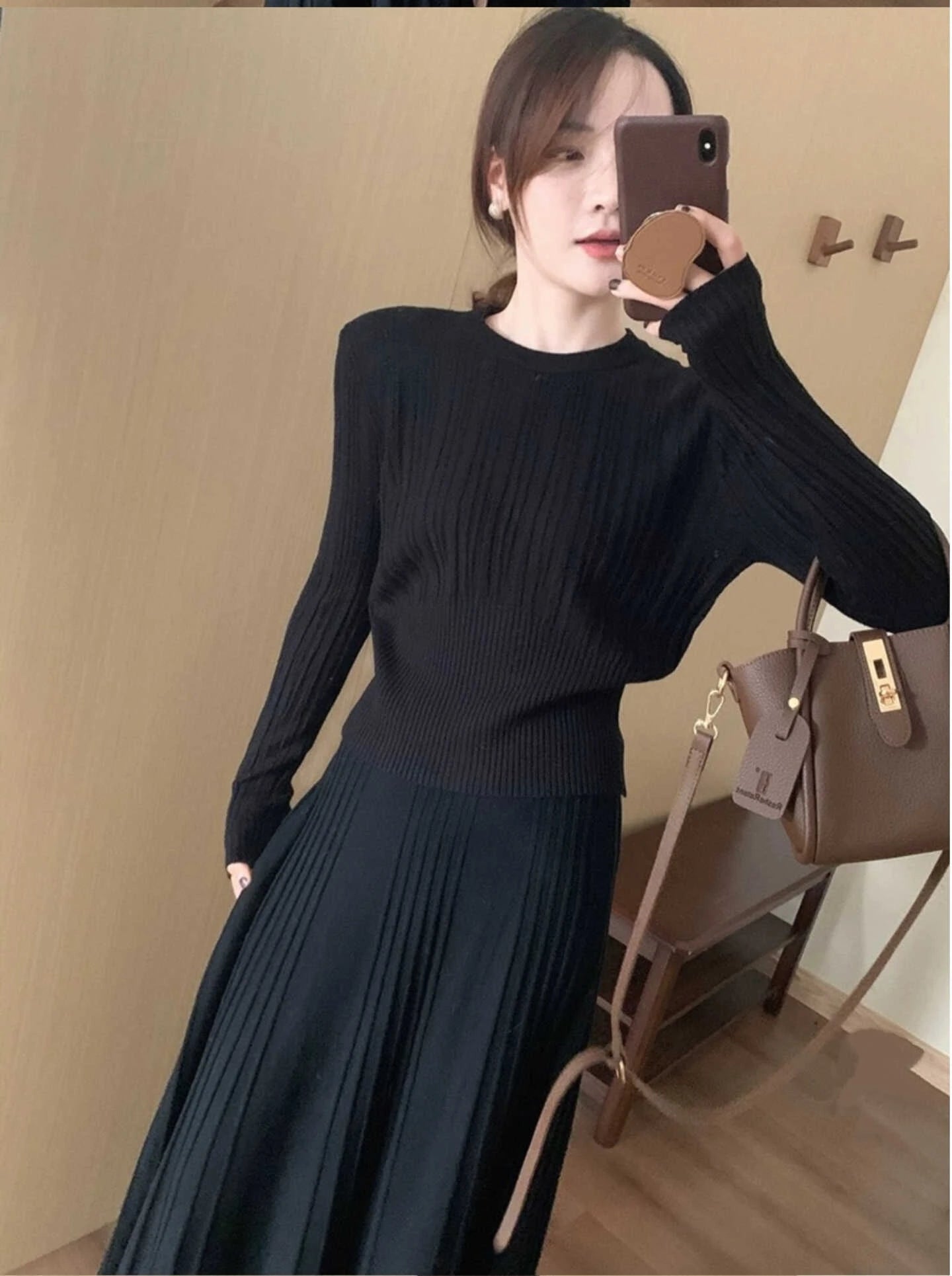 Korean Style High Waist Knitted round Neck Striped Top And Skirt Two Piece Set Women's Fashion Autumn Winter Collection