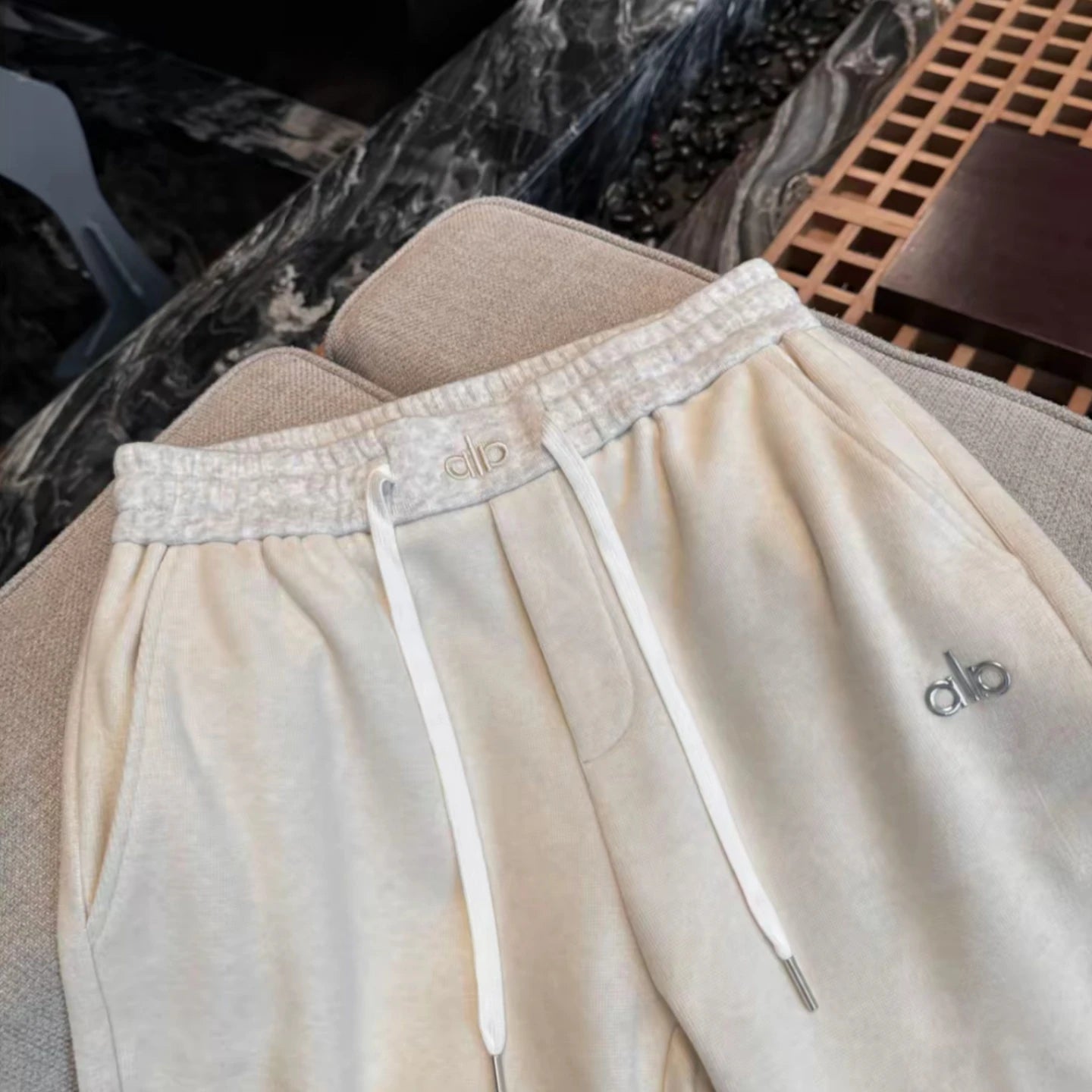 Faionable Casual Straight Leg Pants Men's Versatile Design Heavyweight Sport Sweatpants Autumn New Arrival Polyester Fiber