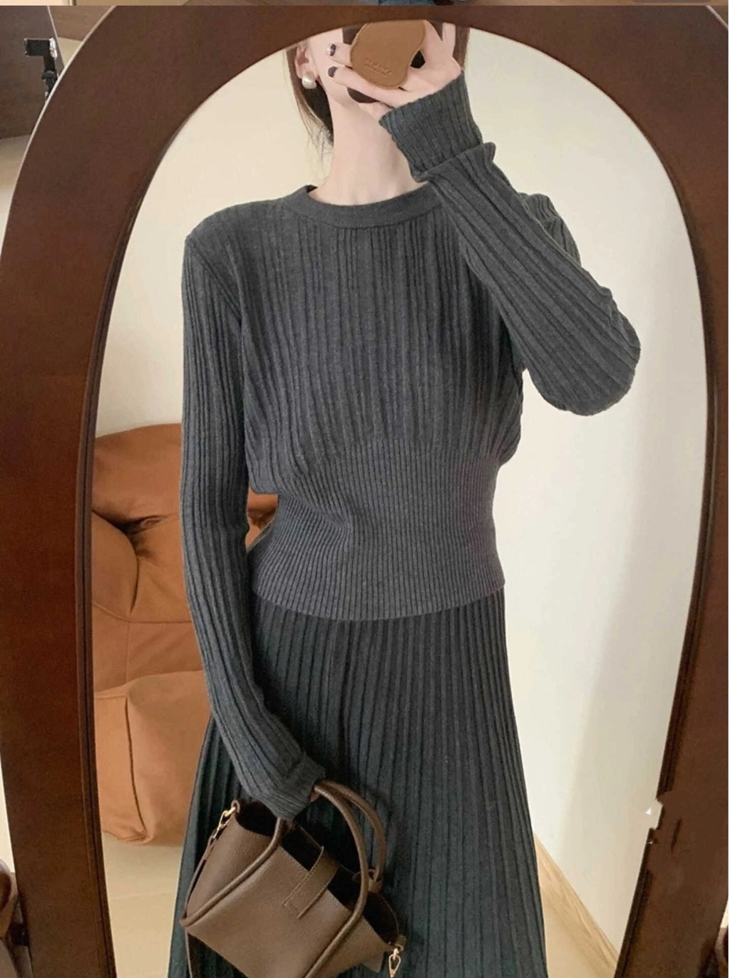 Korean Style High Waist Knitted round Neck Striped Top And Skirt Two Piece Set Women's Fashion Autumn Winter Collection