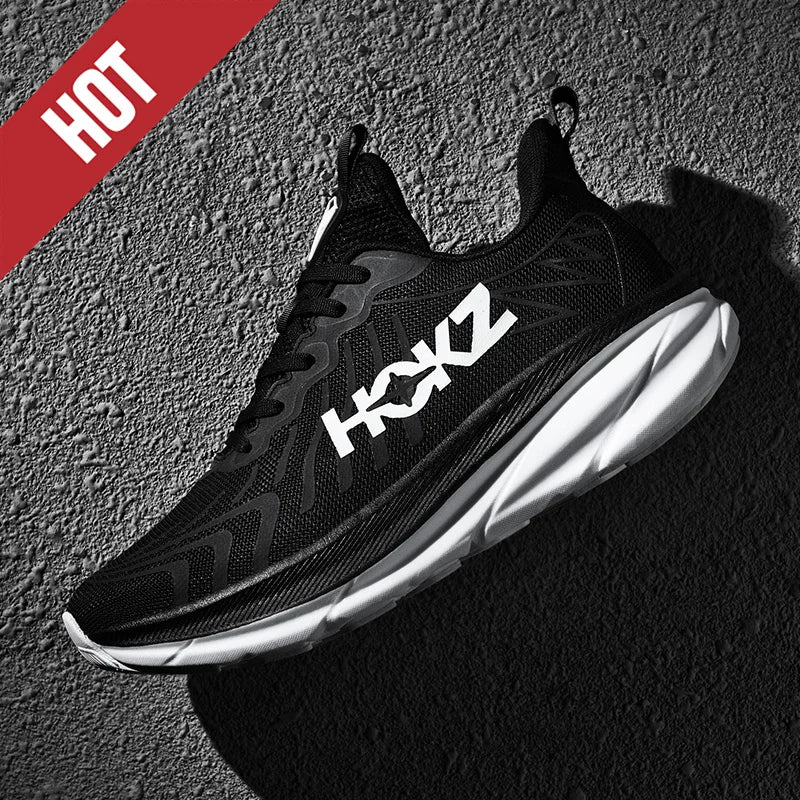 حذاء HOKA