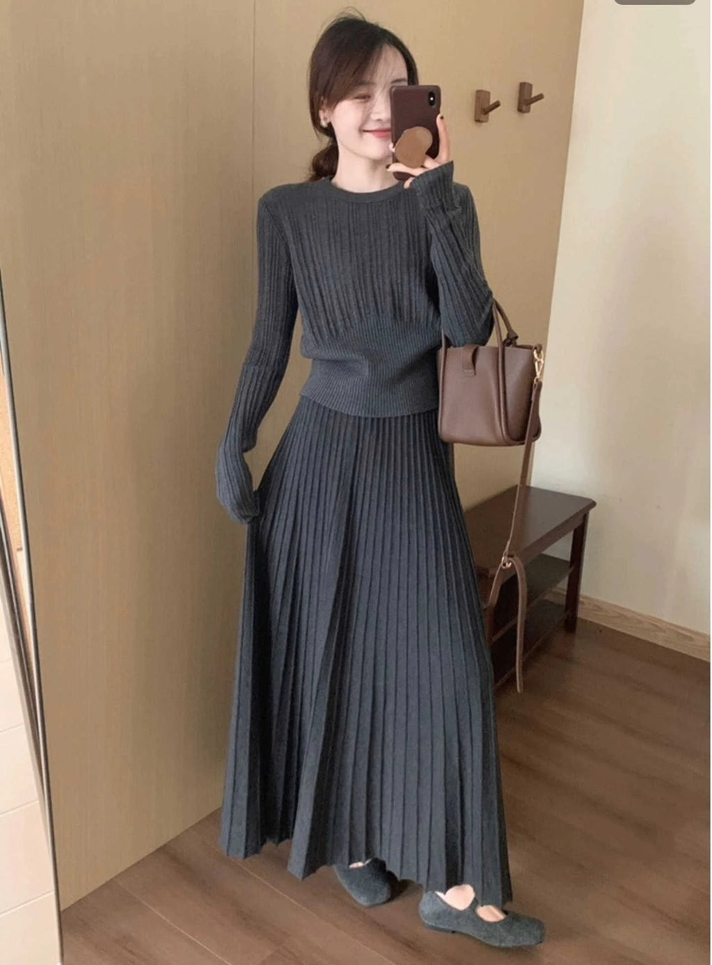 Korean Style High Waist Knitted round Neck Striped Top And Skirt Two Piece Set Women's Fashion Autumn Winter Collection