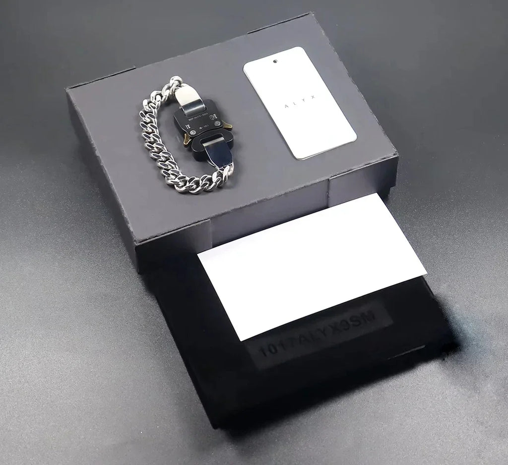 Unisex Street Fashion Trend 1017 ALYX 9SM Functional Bracelet Gift Box Packaging Open Buckle Men Women ALYX Accessories