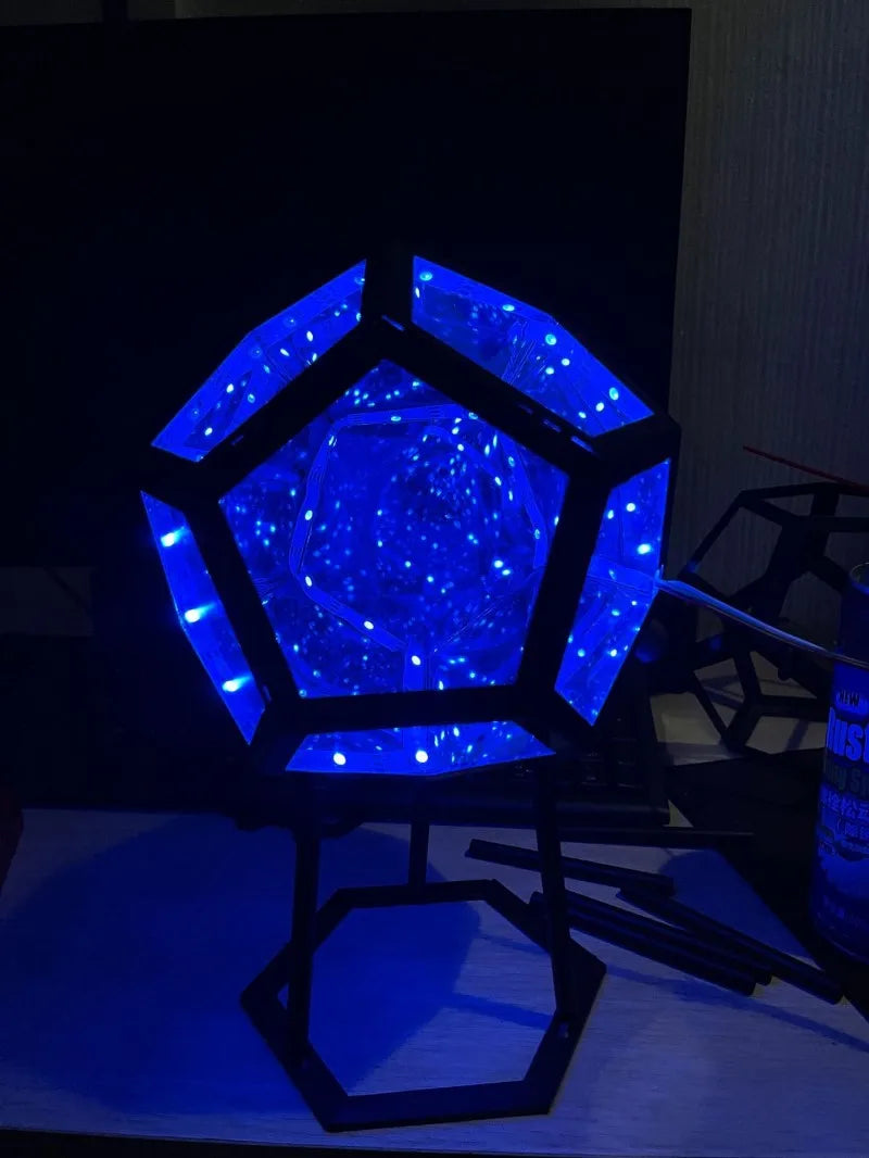 Infinity Dodecahedron Gaming Light 3D Cube Light Desk Cool RGBW Led Table Lamp for Bedroom Gaming Room Decor Led Night Lights