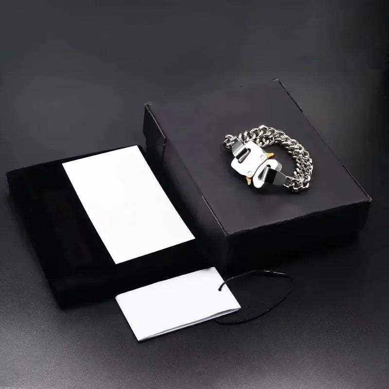 Unisex Street Fashion Trend 1017 ALYX 9SM Functional Bracelet Gift Box Packaging Open Buckle Men Women ALYX Accessories
